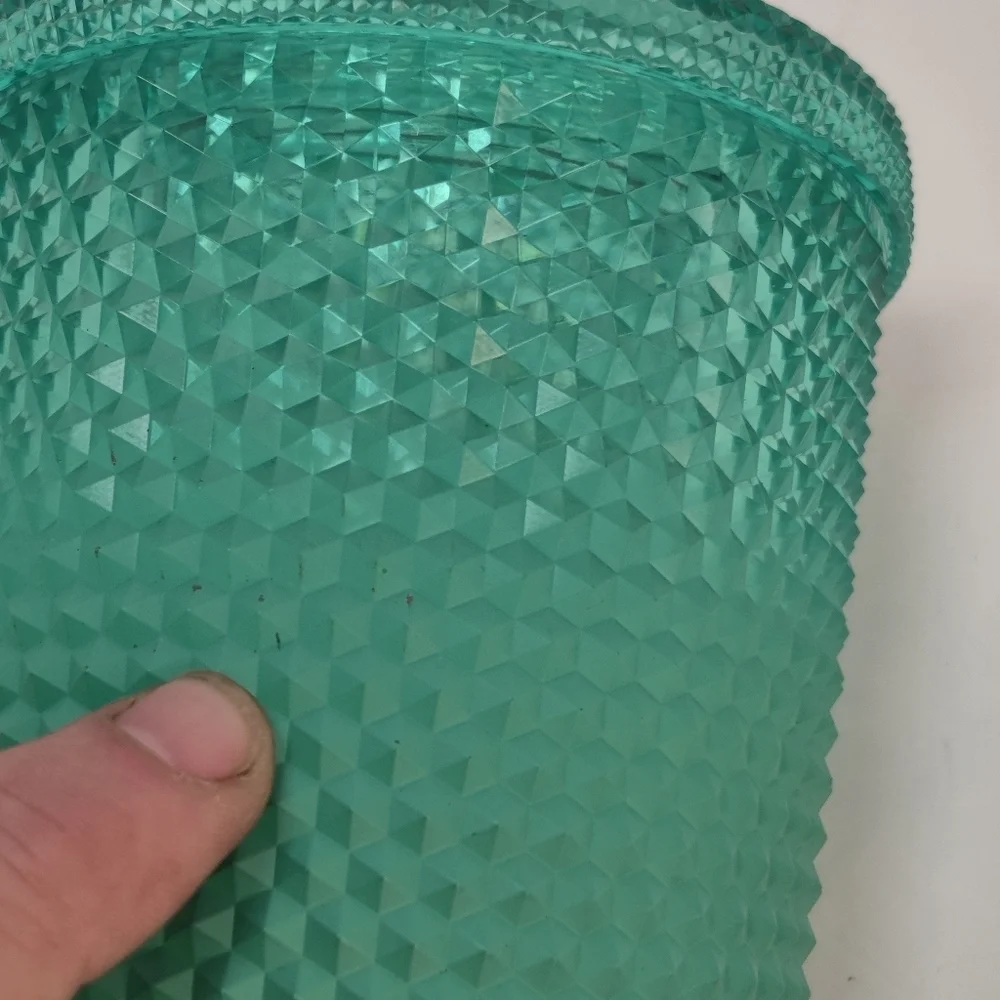 NEW Starbucks Diamond Texture Tumbler Venti 24 Oz Green Ombre Gradient 2022